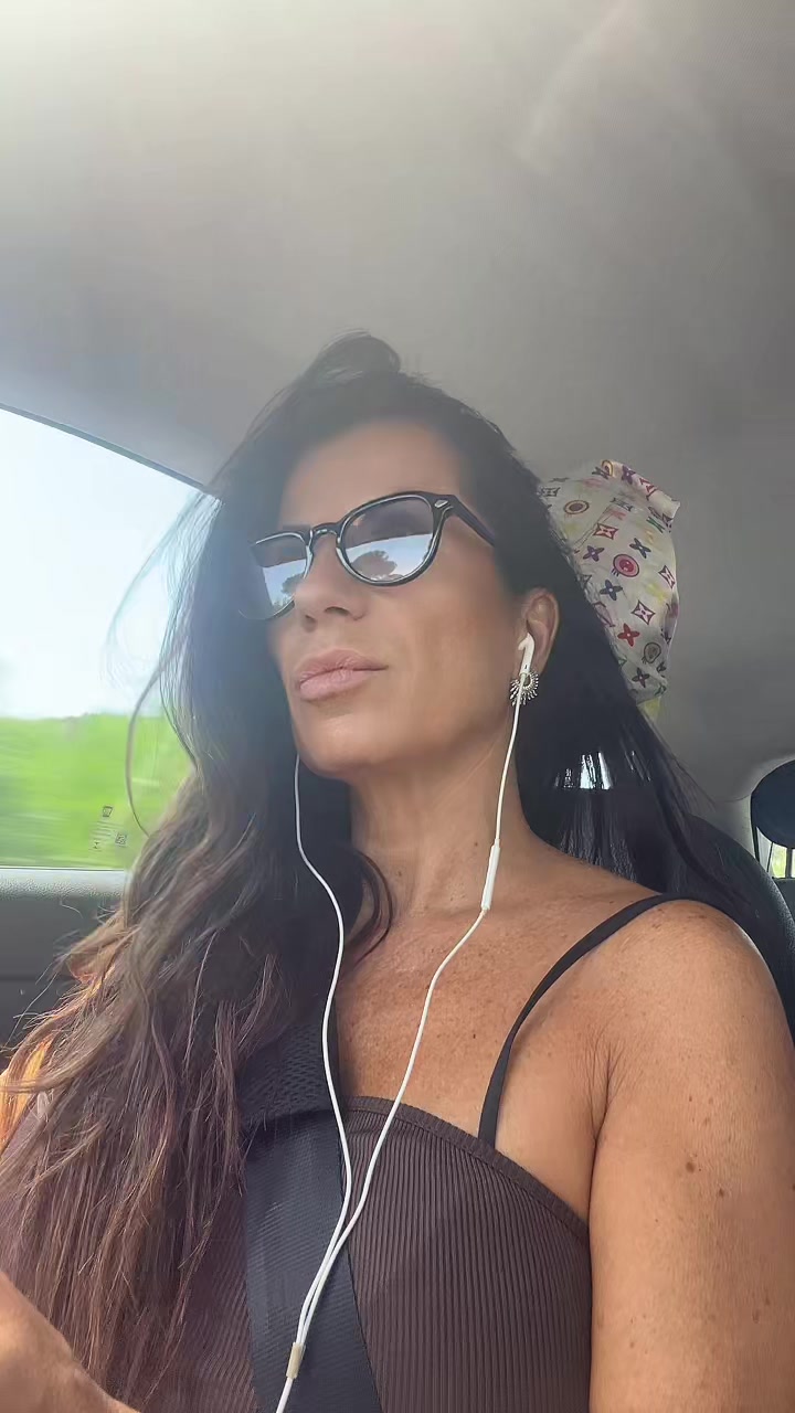 @Selvaggia