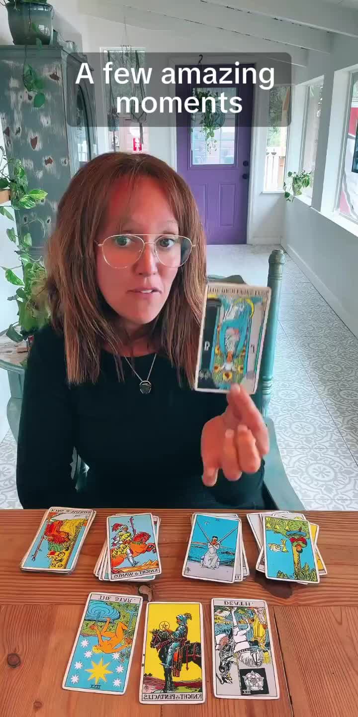 @Soulfuljilly•Life Coach/Tarot