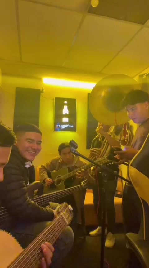 @Emanuel Gabriel. 🎙️