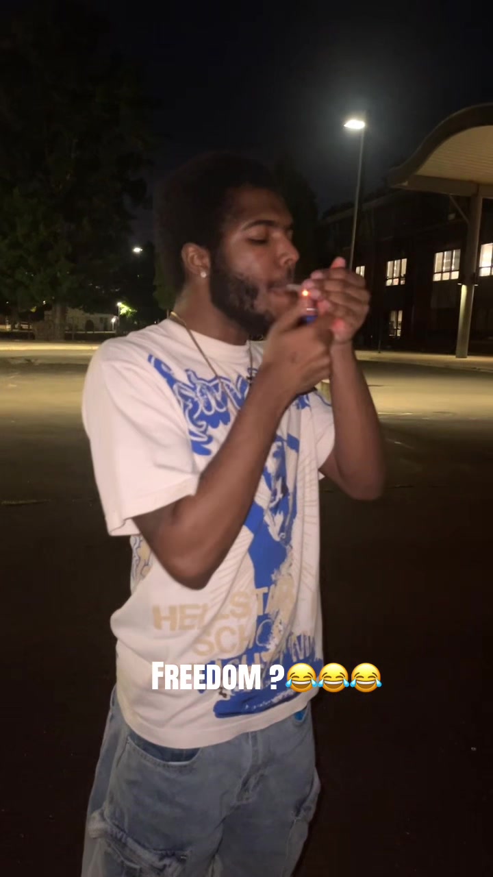 @Dee_nuggss