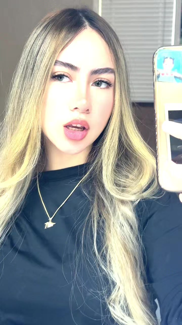 @angie_santos ྀིྀ