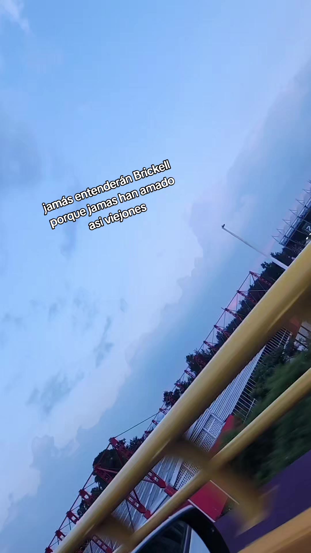 @Javierang08