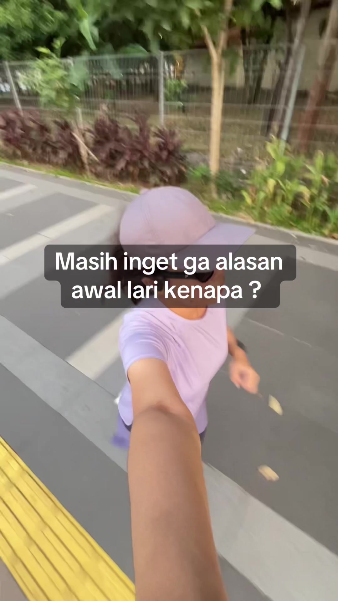 @Lunar🌙