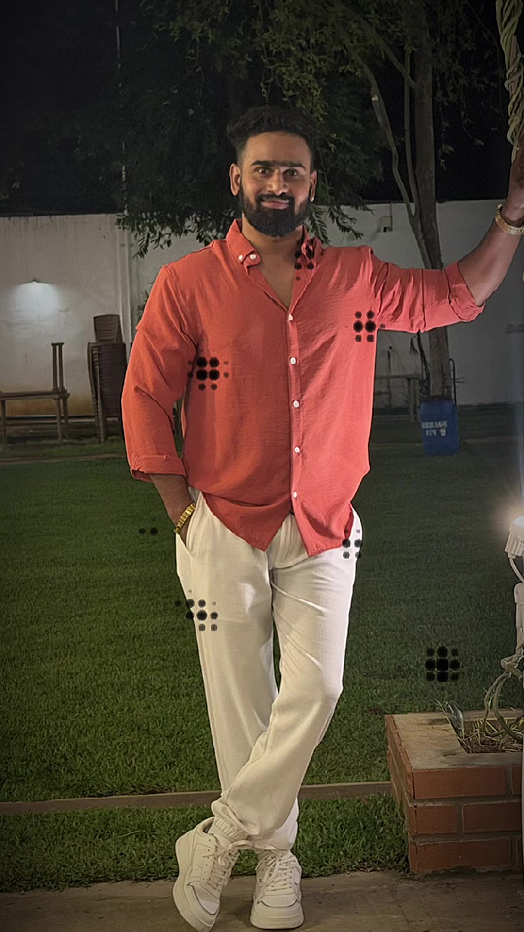 @vithucharles