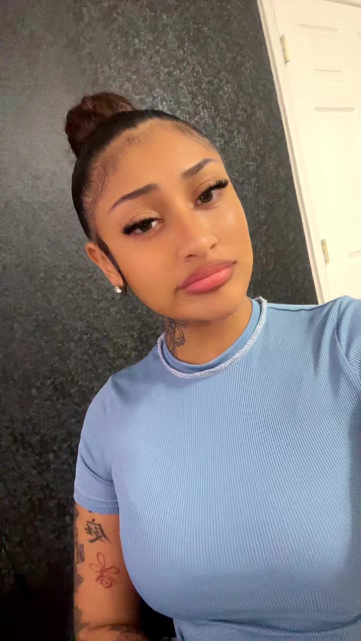 @NaeNextDoor😈