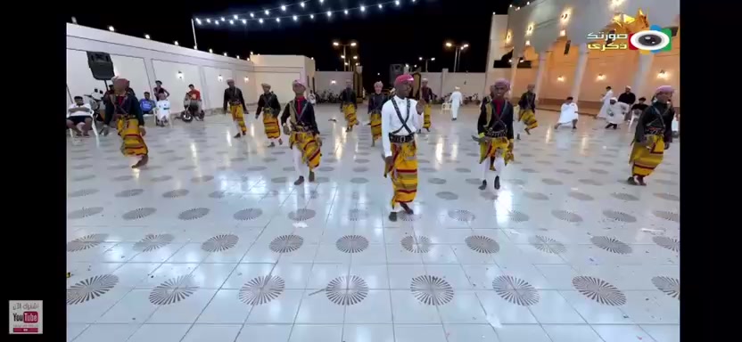 @ڤرقة آخوإن عـآيٌـل🤍🌼.