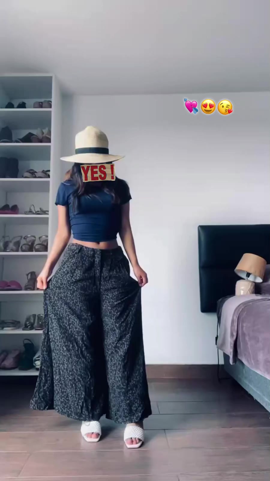 @C4mil4 ๐_๐