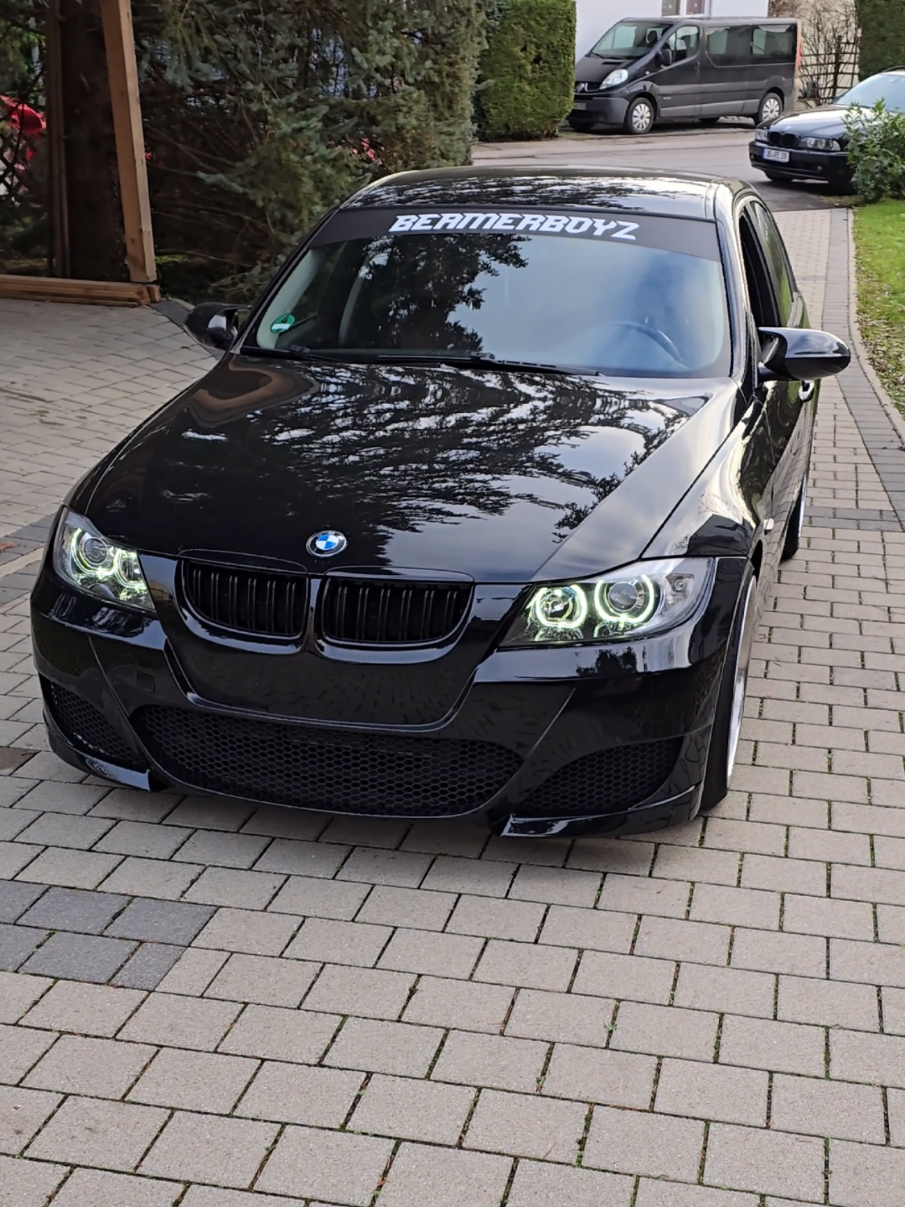 @LAKEDRIVECREW