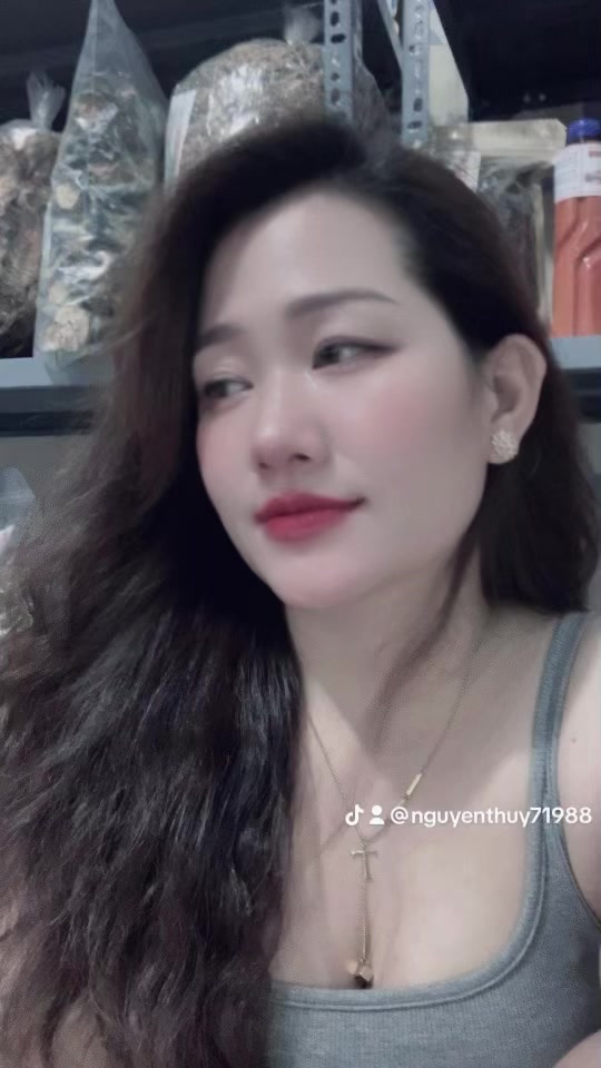 @nguyenthuy71988
