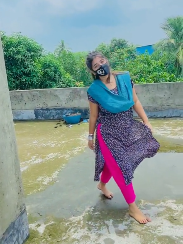 @QueenGirl🌸Anamika