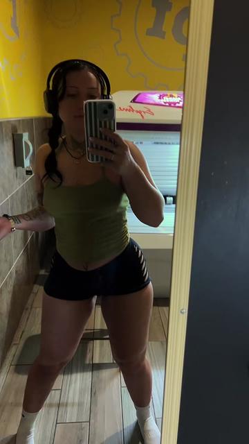 @hi_im_cyn_canisitwithyou