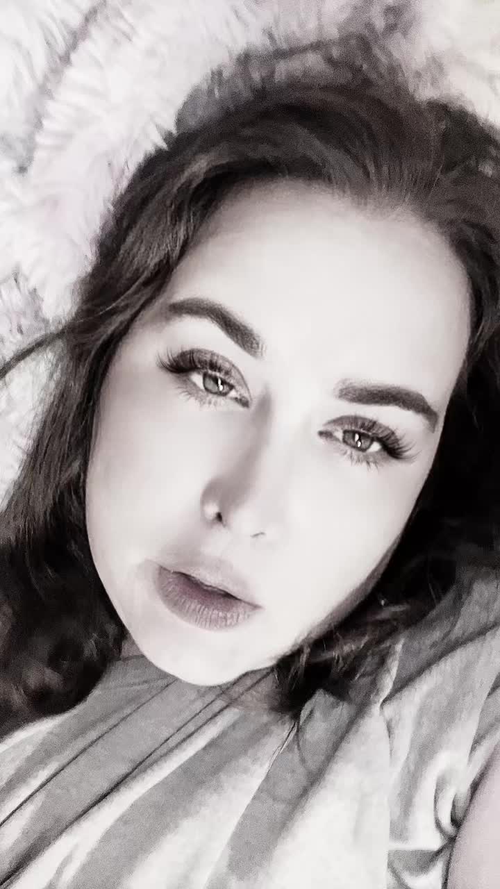 @🕊️🩷🏴☠️ Sarah 💁🏼♀️🩷🕊️
