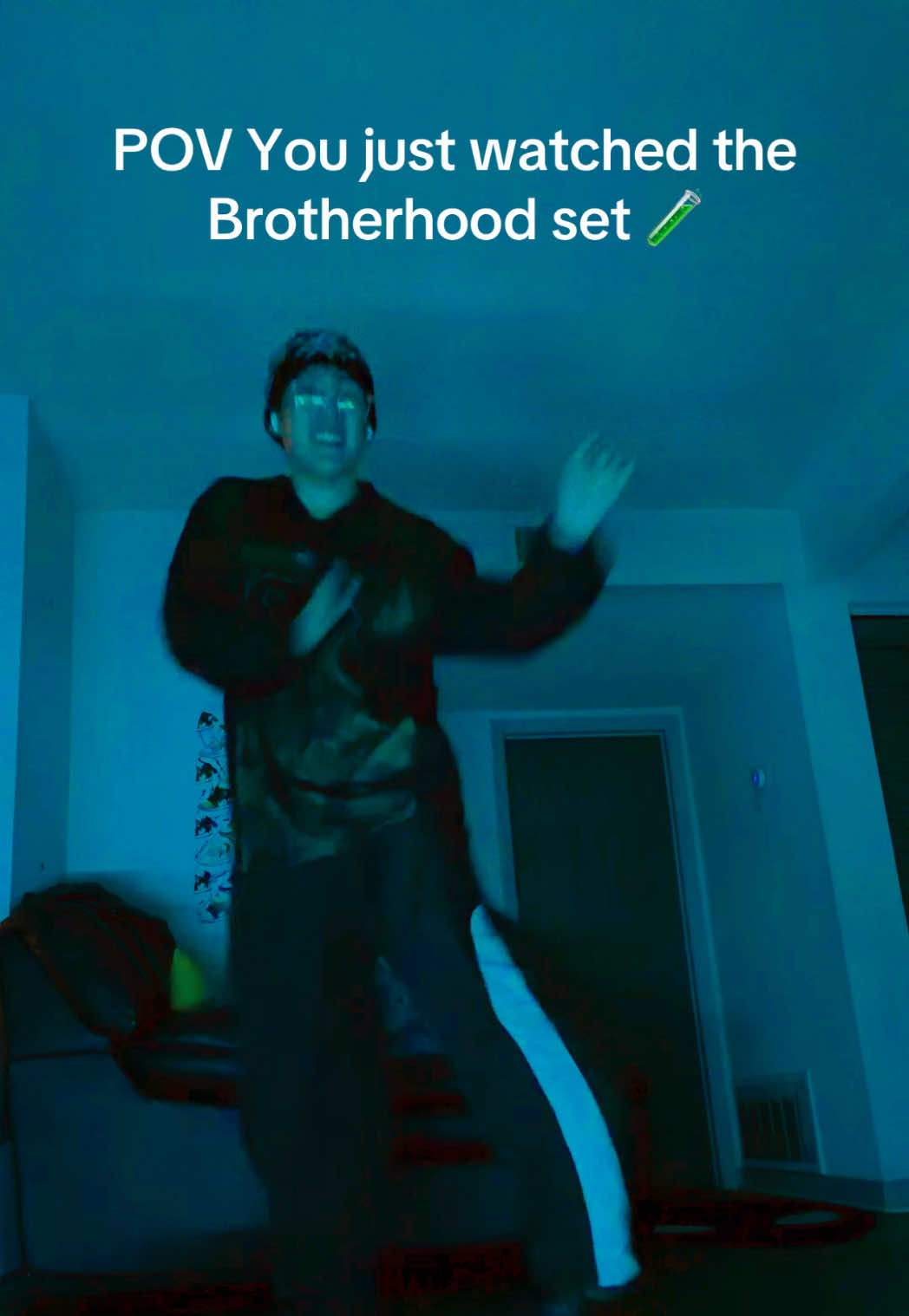 @elliotyjyou