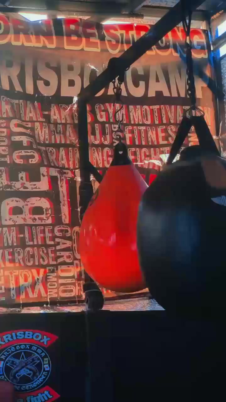 @KRISBOXMMA