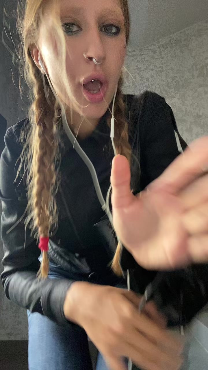@лиза ваумяу