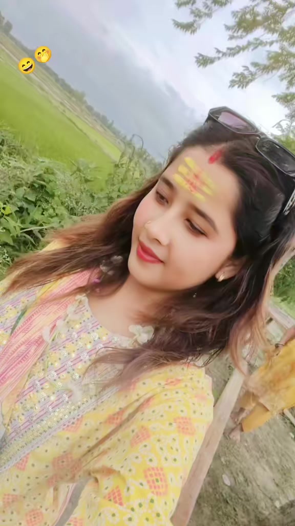 @Dimple Queen