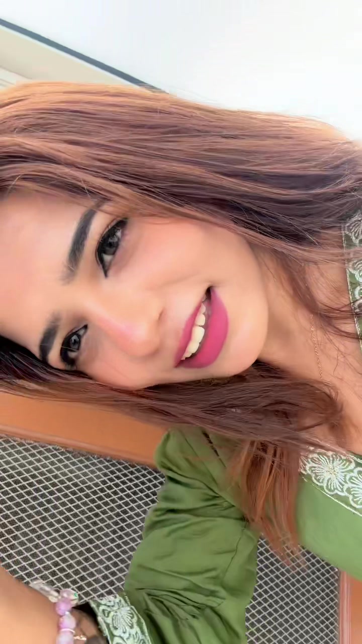 @PRAKRITI🌻🐥