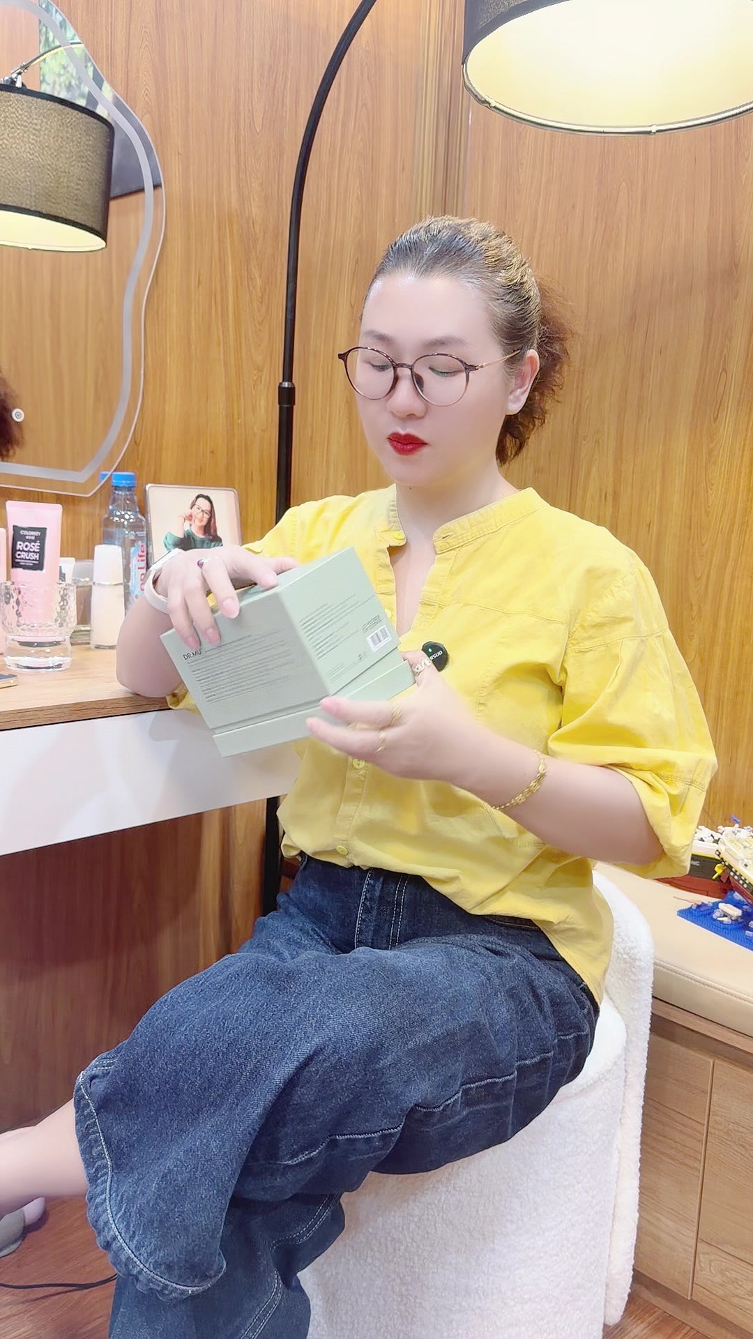 @Ổ Của Lộc1376