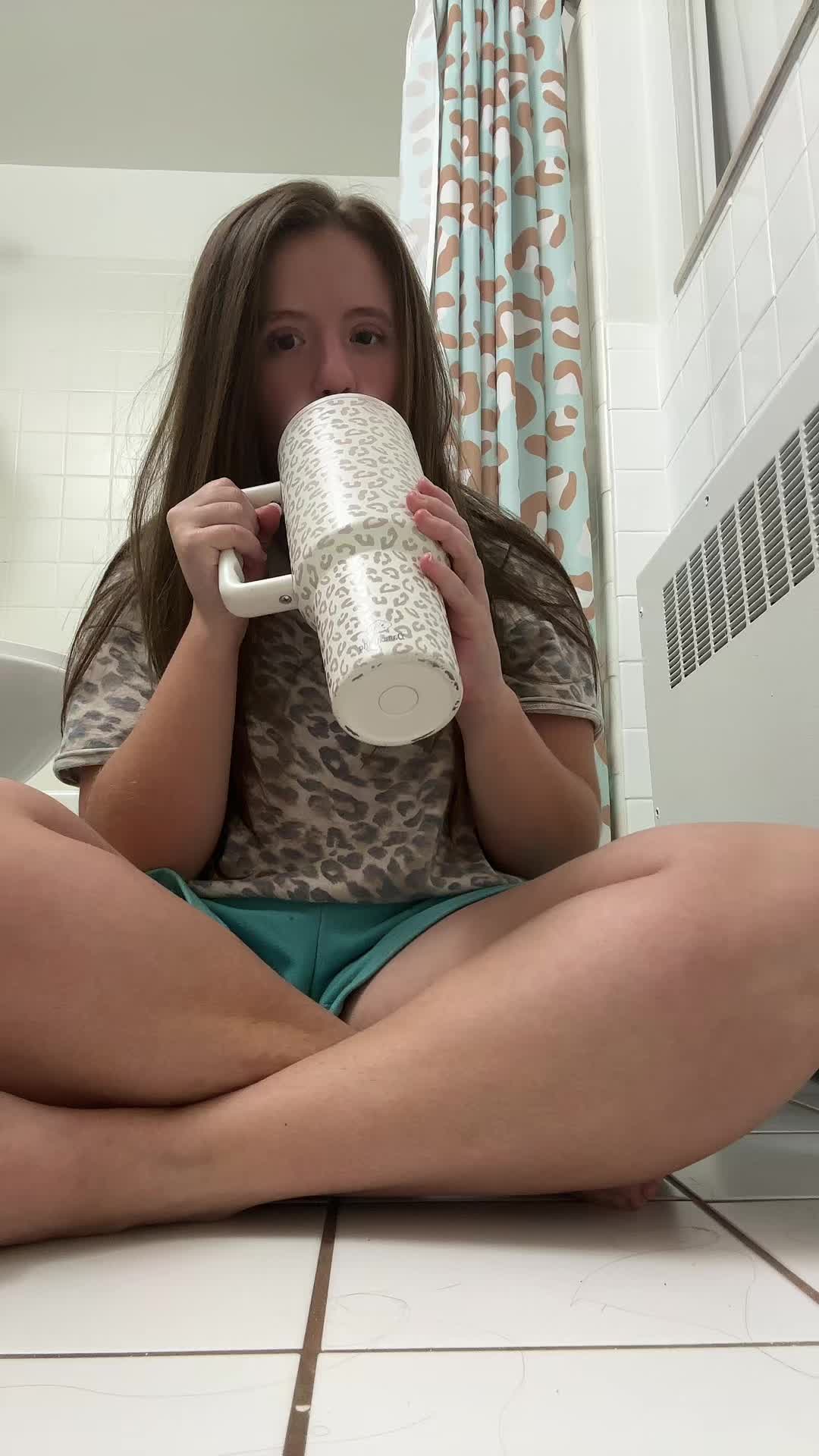 @Kayleecollins20