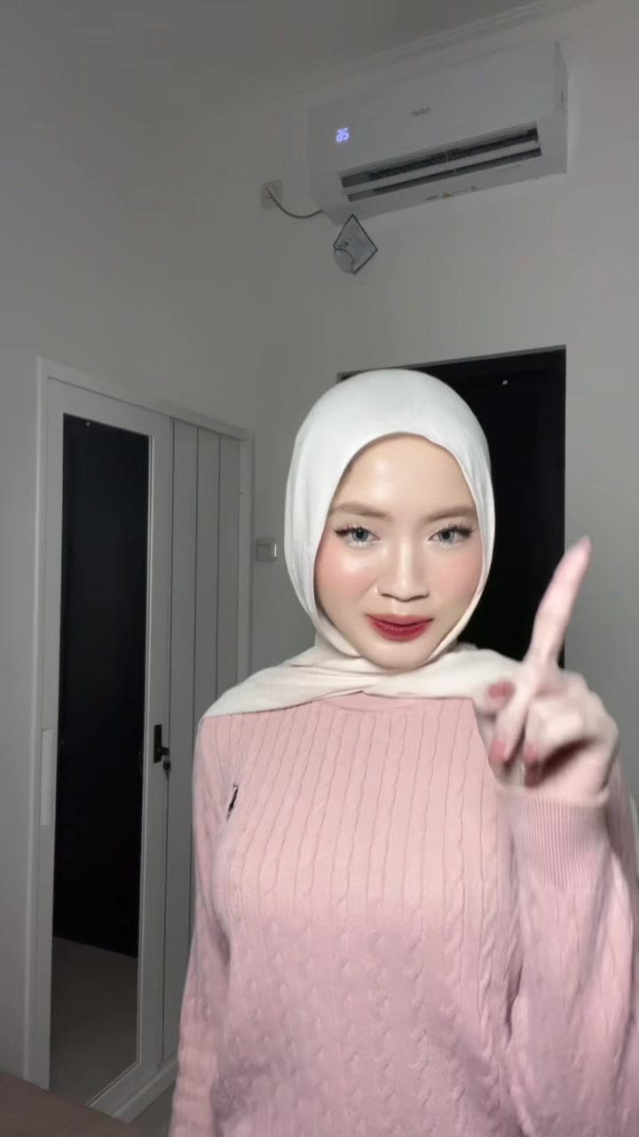 @alivaaliyaa