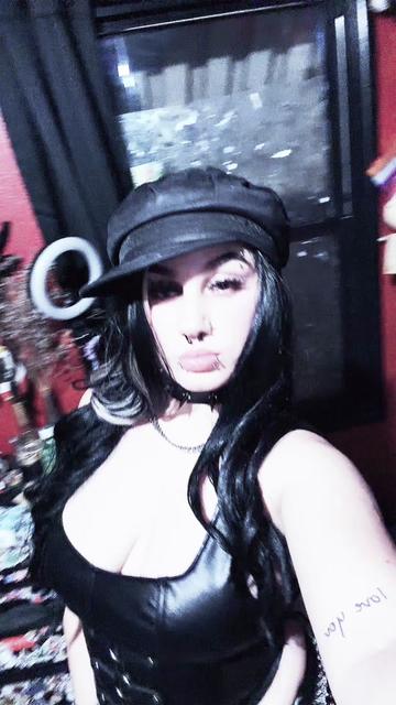 @𝔗𝔬𝔵𝔵𝔦𝔠💋