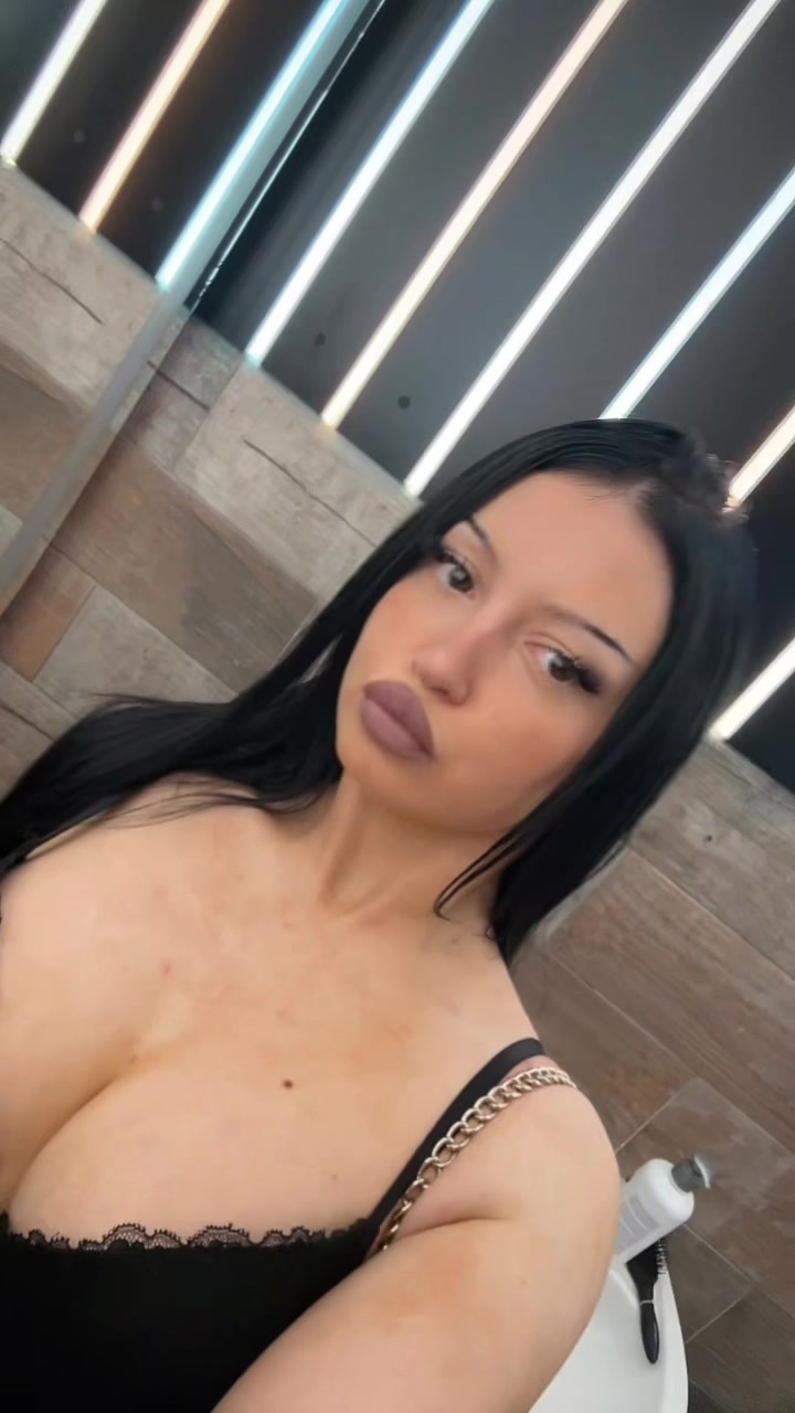 @𝒜𝓃𝓉𝑒𝒶