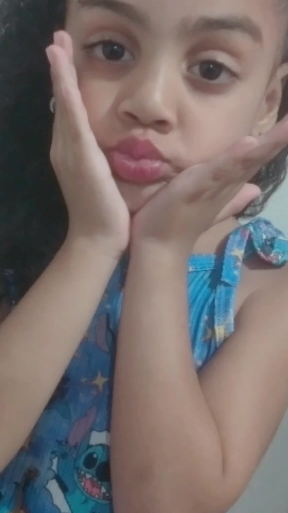 @Hellena Fernanda