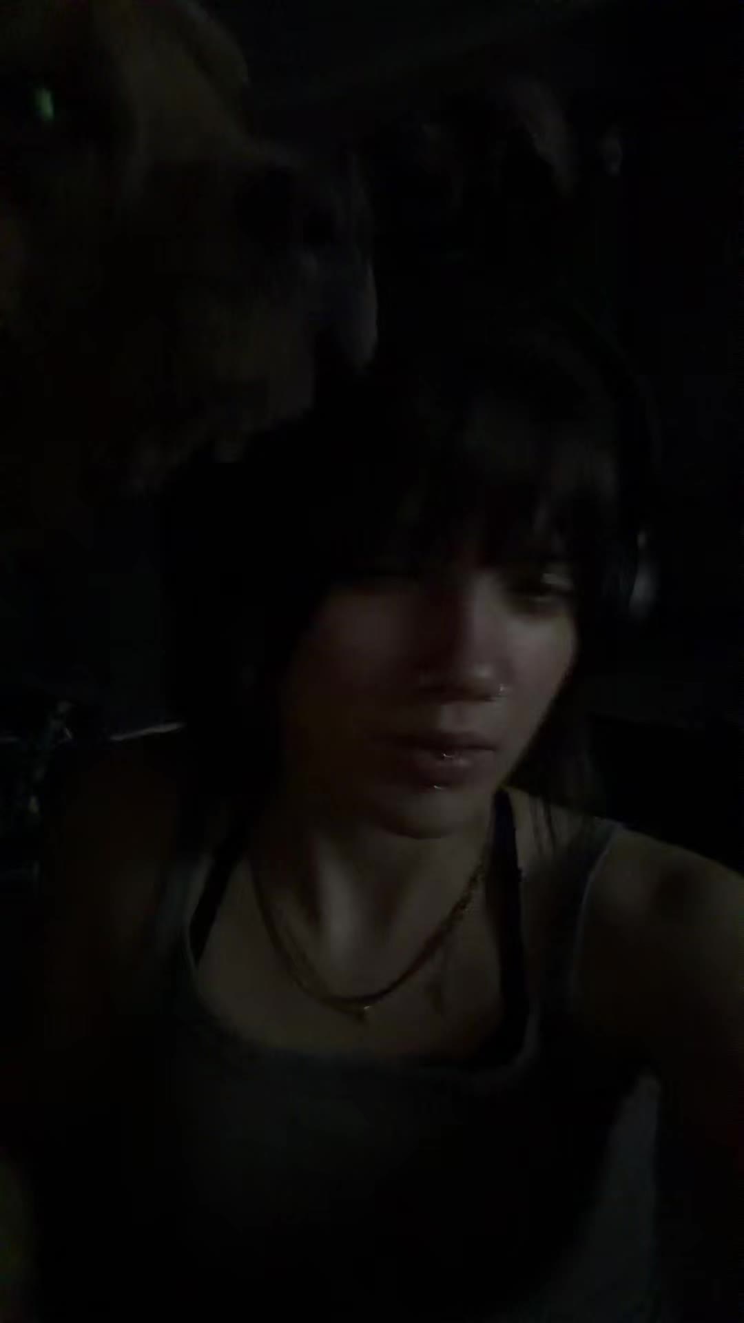 @llyla404