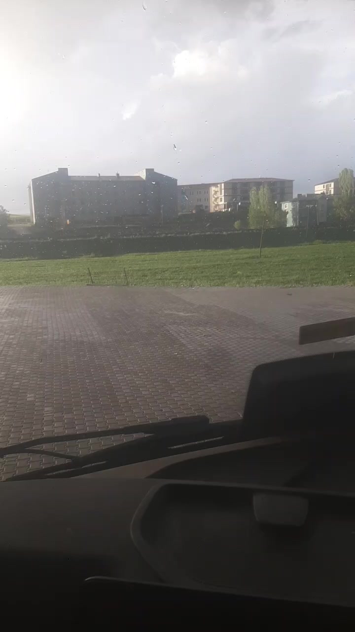 @unal ayhan
