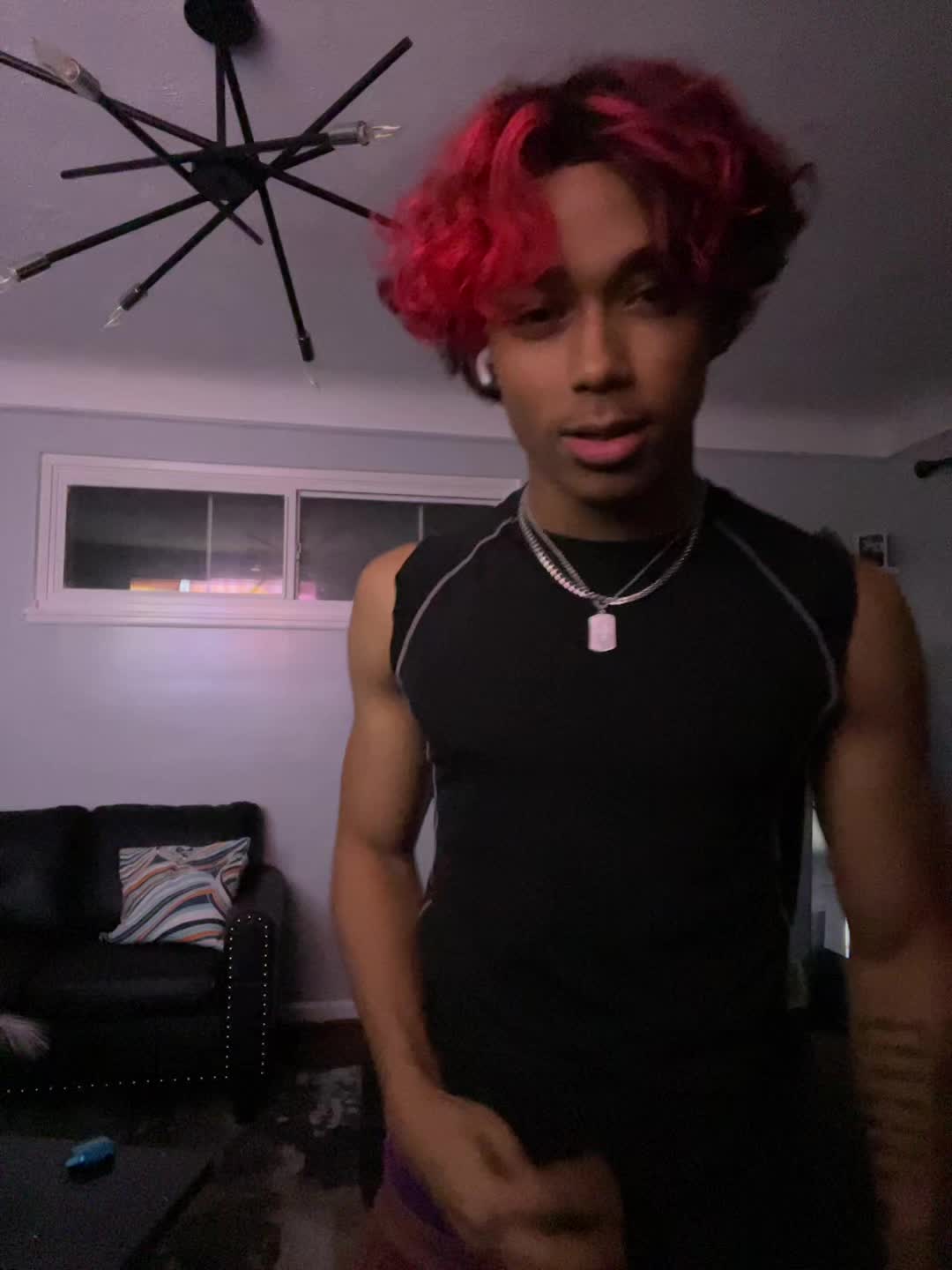 @just_yariel