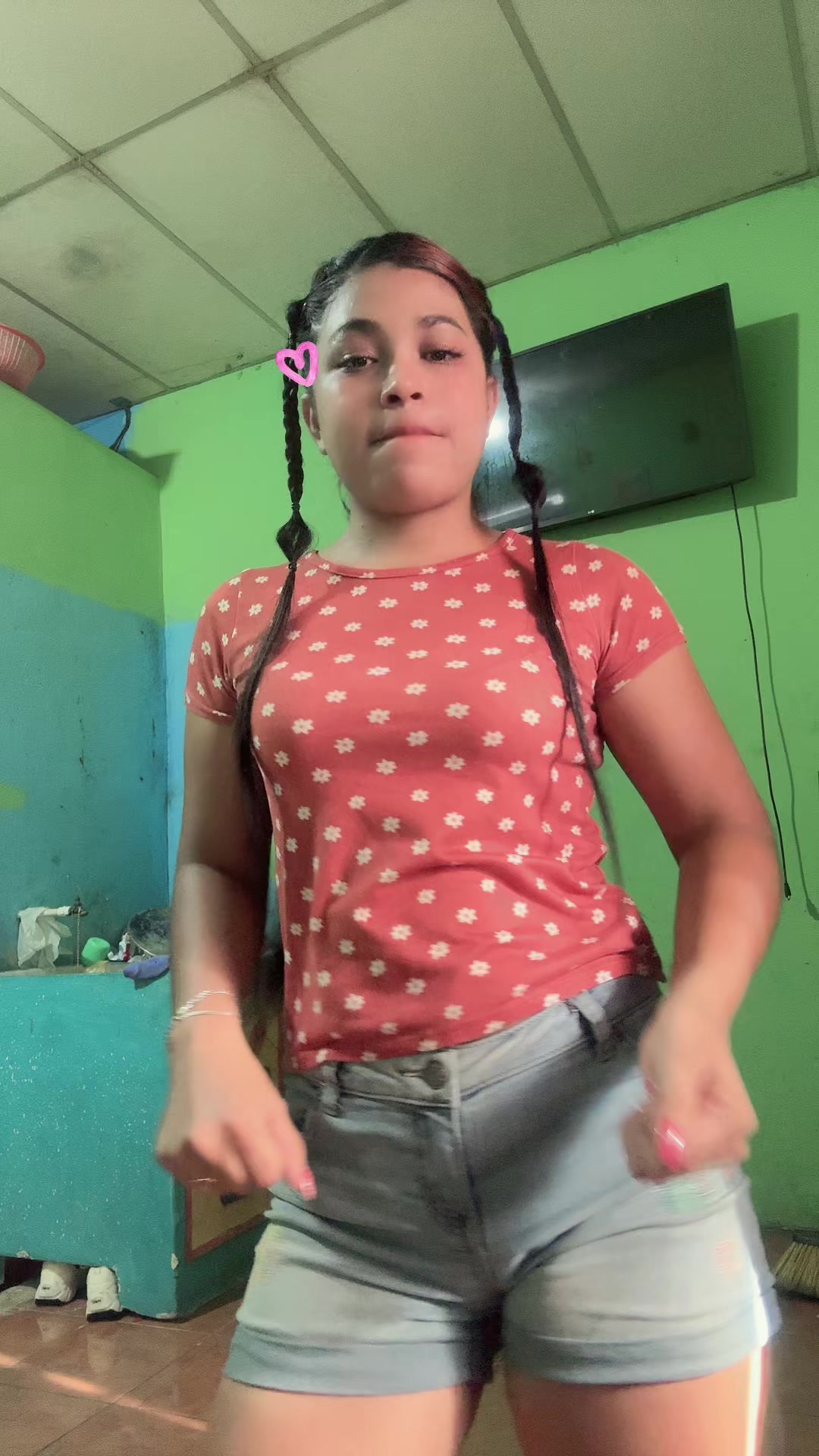 @n͎a͎i͎d͎e͎l͎i͎n͎♡