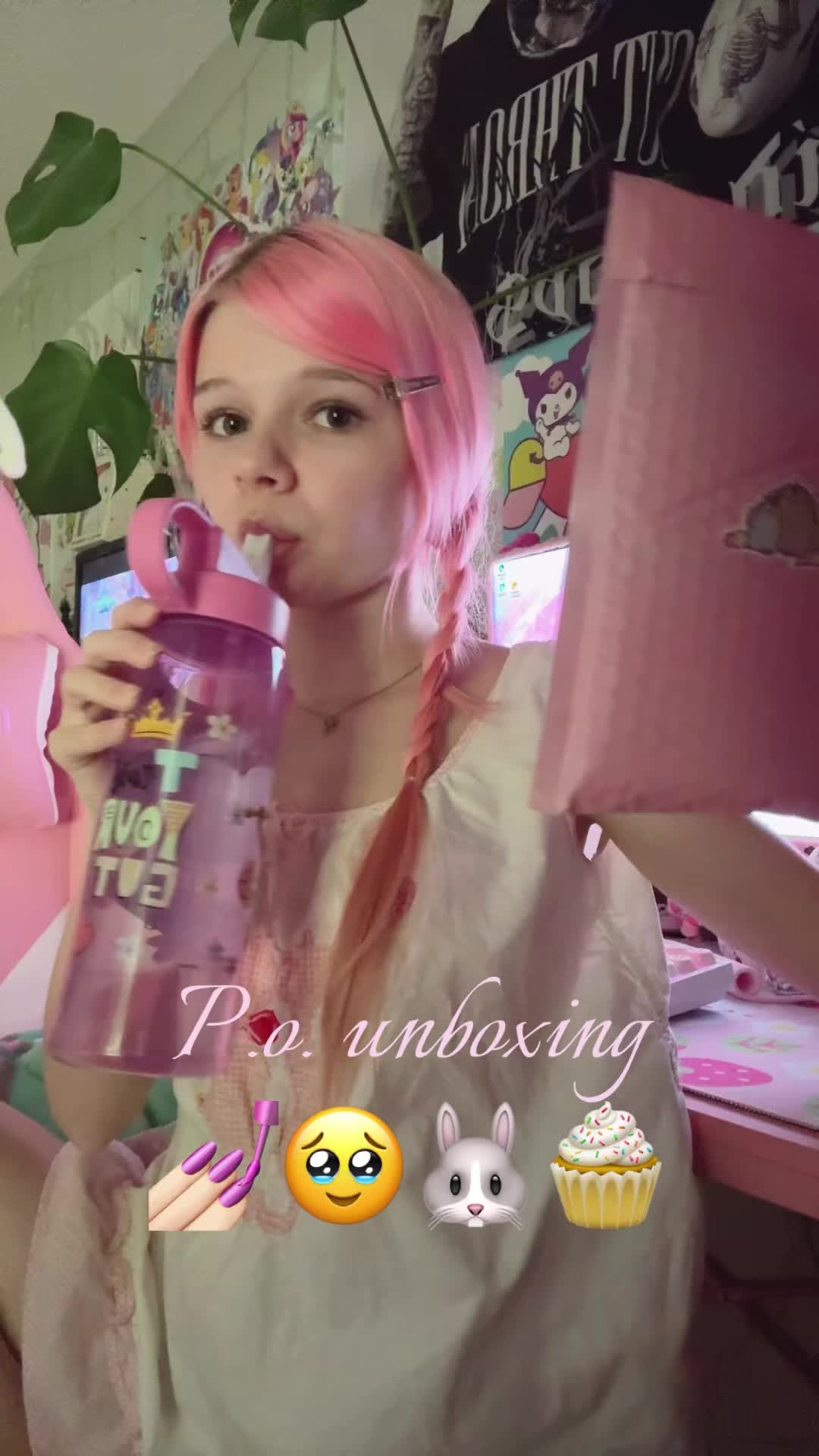 @avaa 🦄🪽🍭