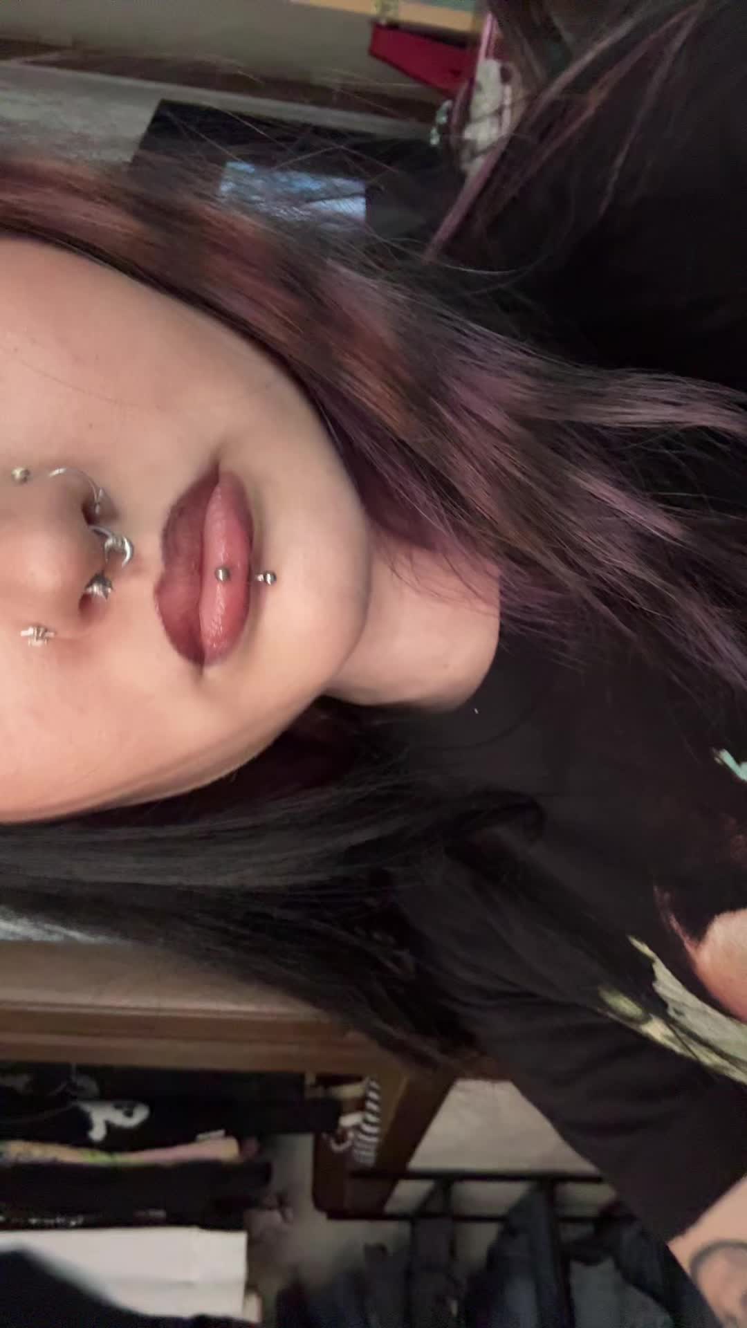 @paige 🎧🐈&zwj;⬛🎞️
