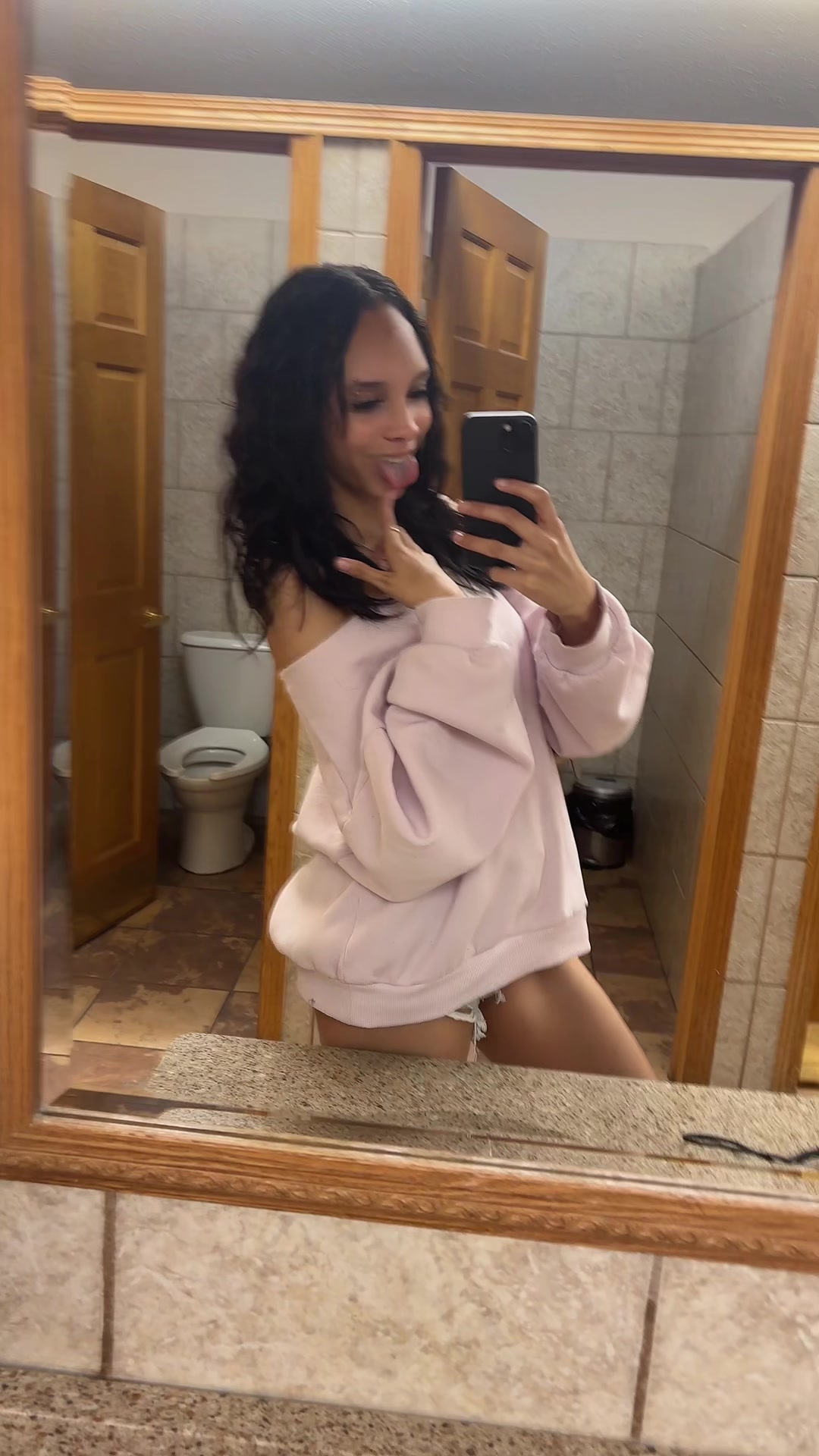 @𝓜 ౨ৎ