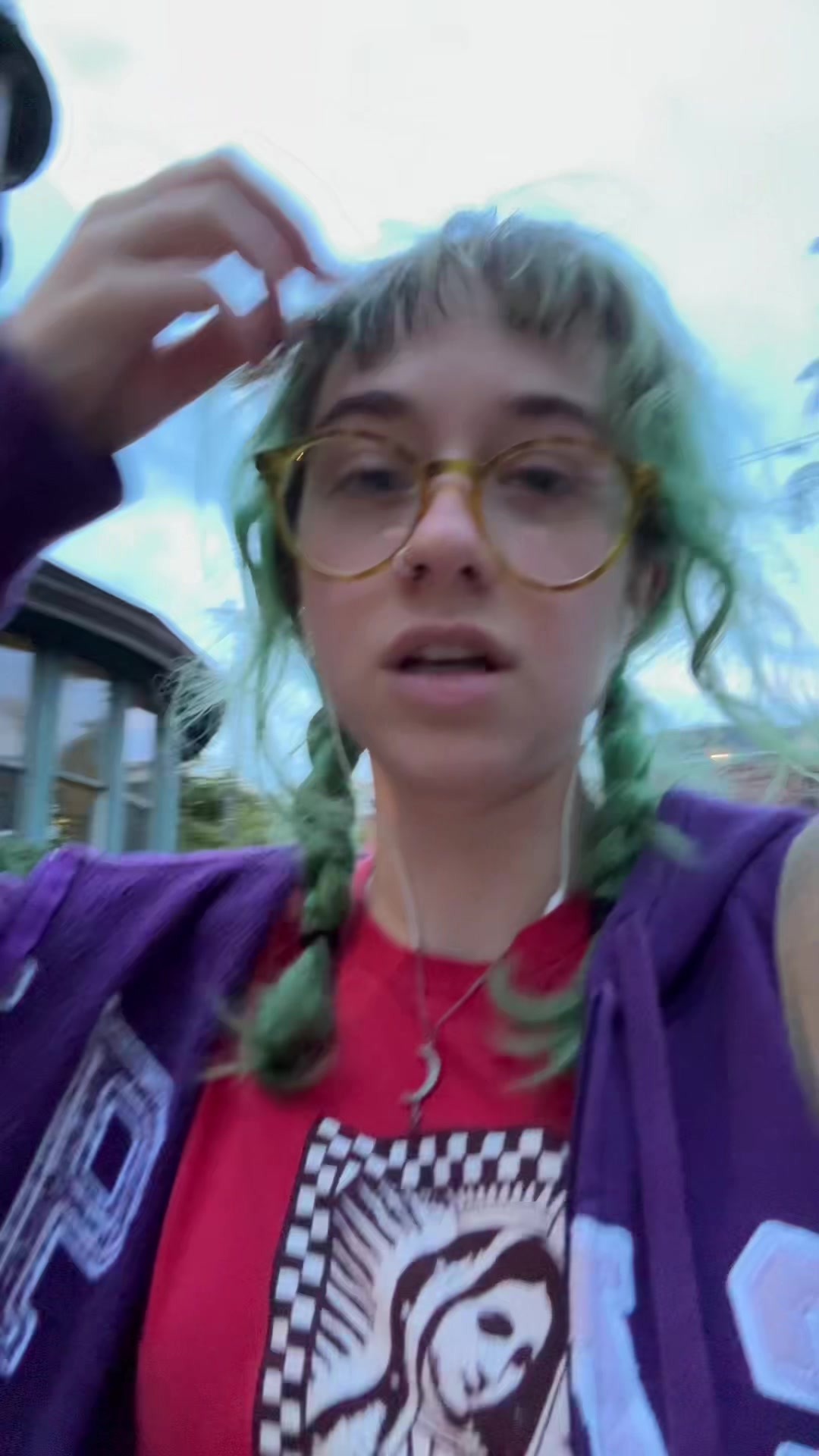 @carlie