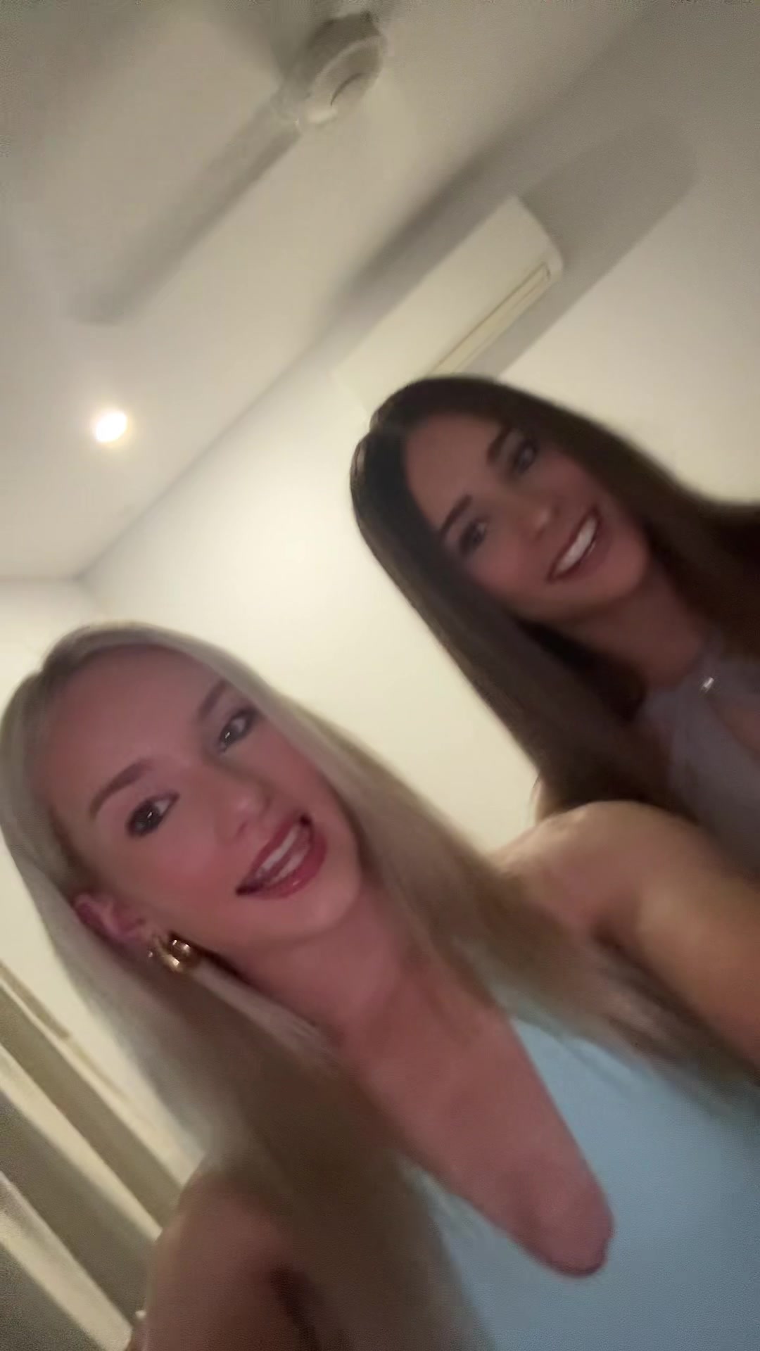 @Chloelane