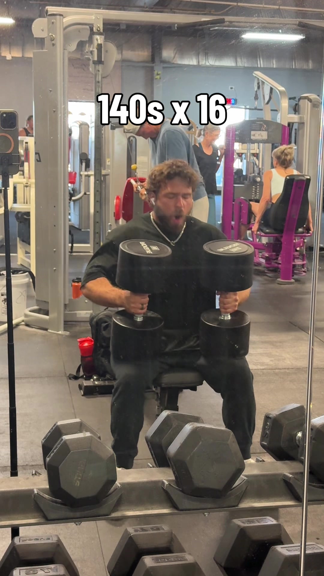 @Alex 🦍