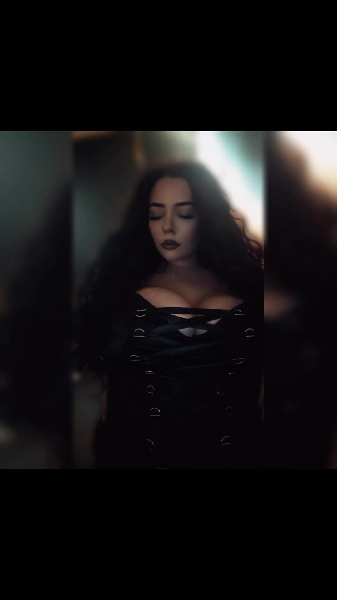 @Xthiccums