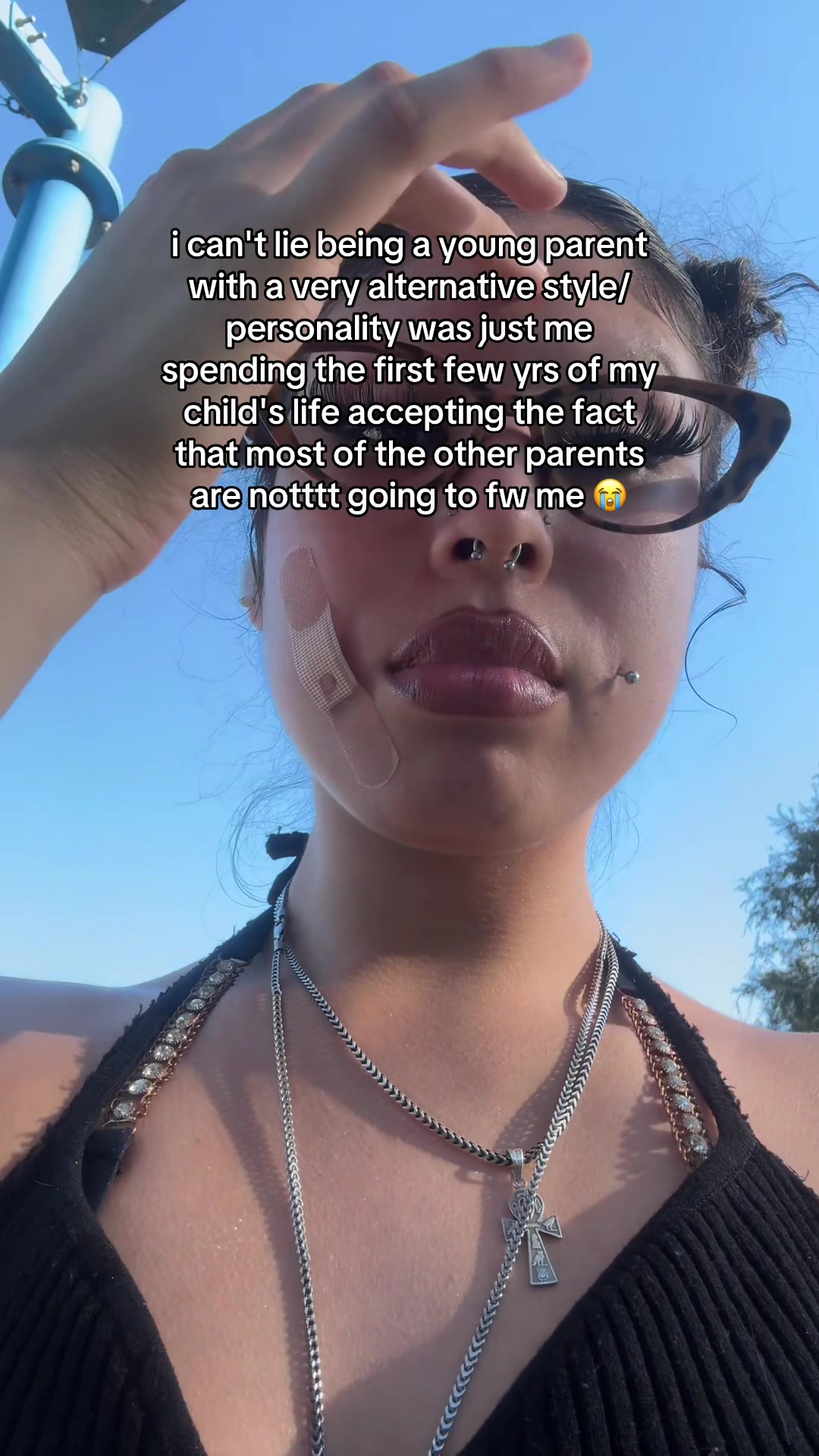 @️
