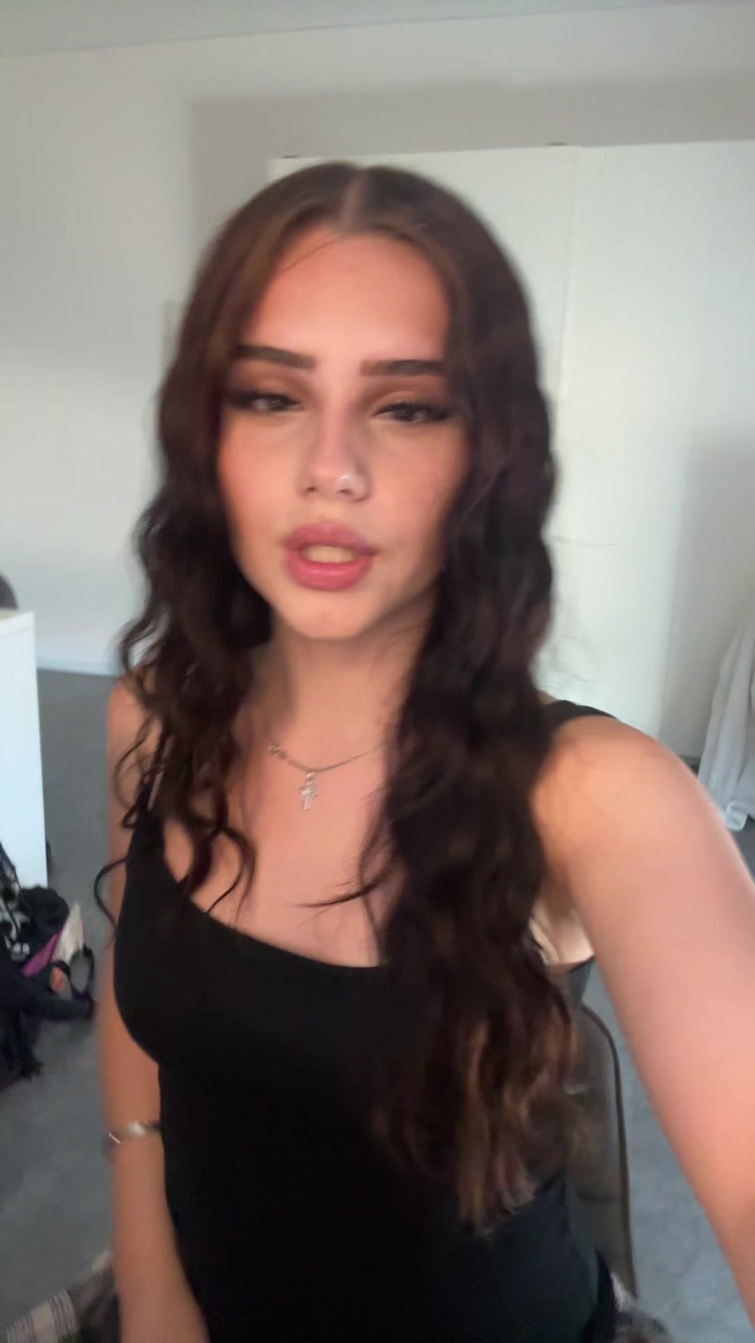 @𝐖𝐡𝐨𝐬.𝐡𝐚𝐧𝐧𝐚𝐡