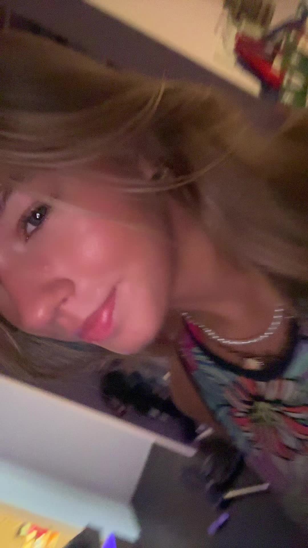 @🕺