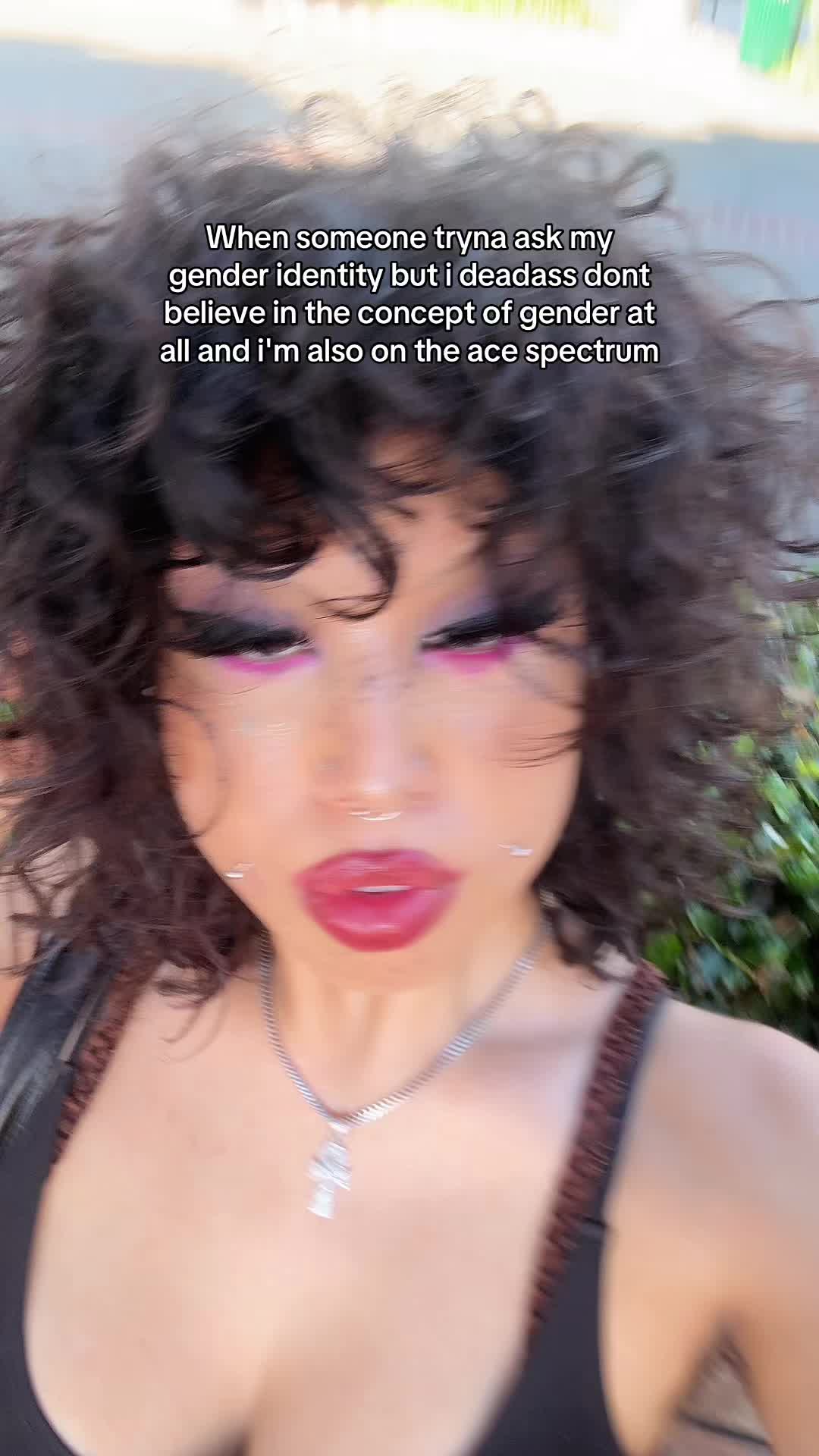 @️
