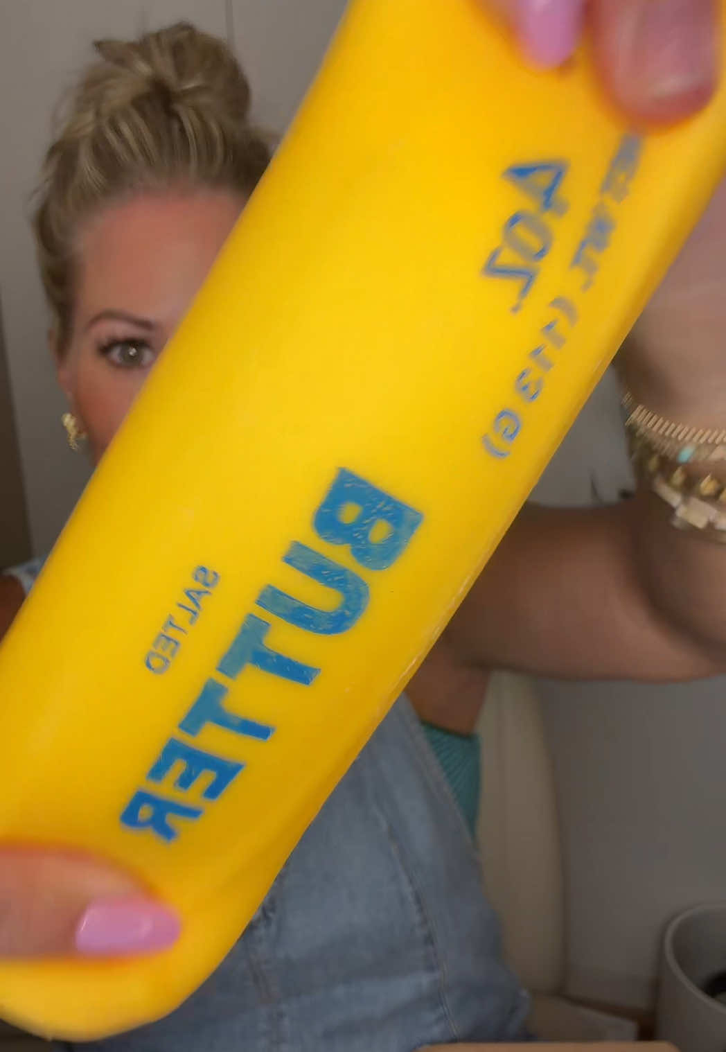 @thesaltyblondestylist