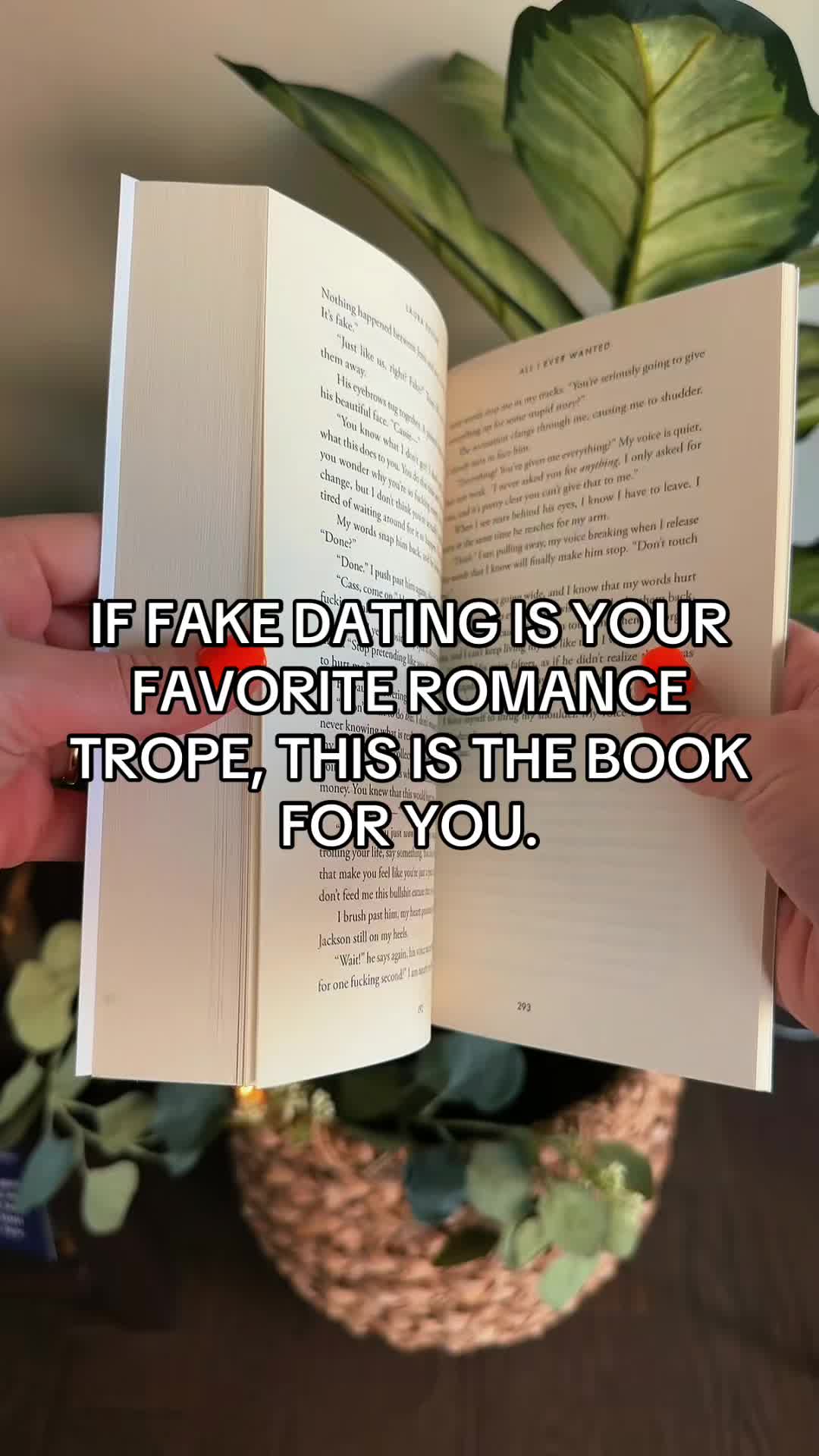 @Author Laura Devine ๐๐