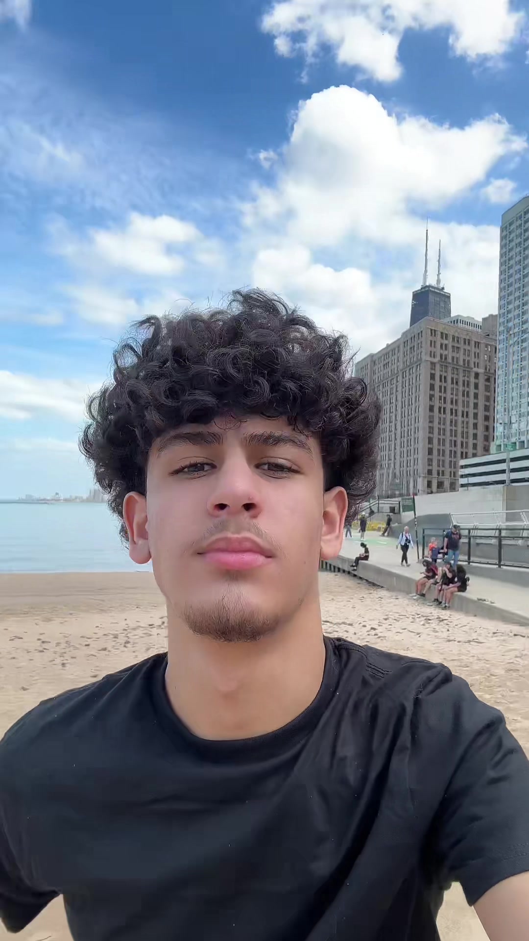 @علي