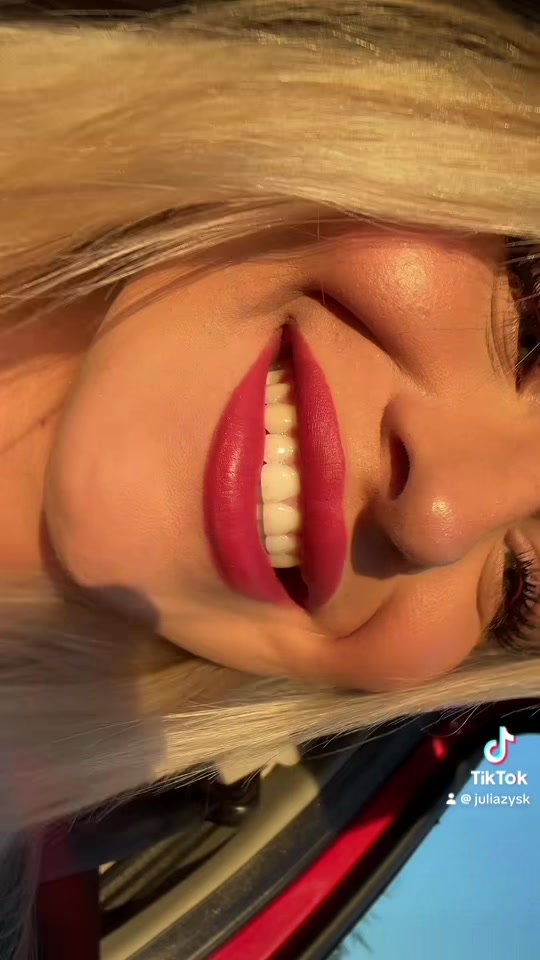 @Julia 💋