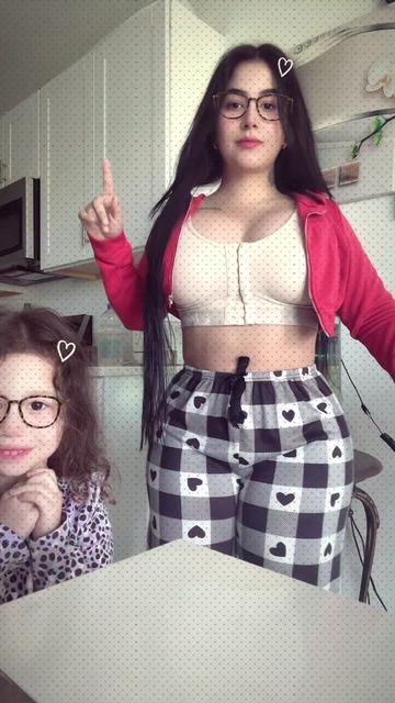 @MARi❤️🐝