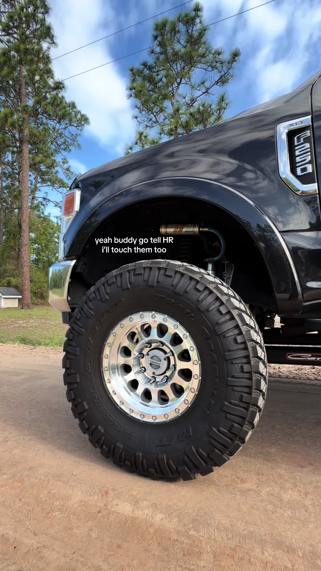 @️