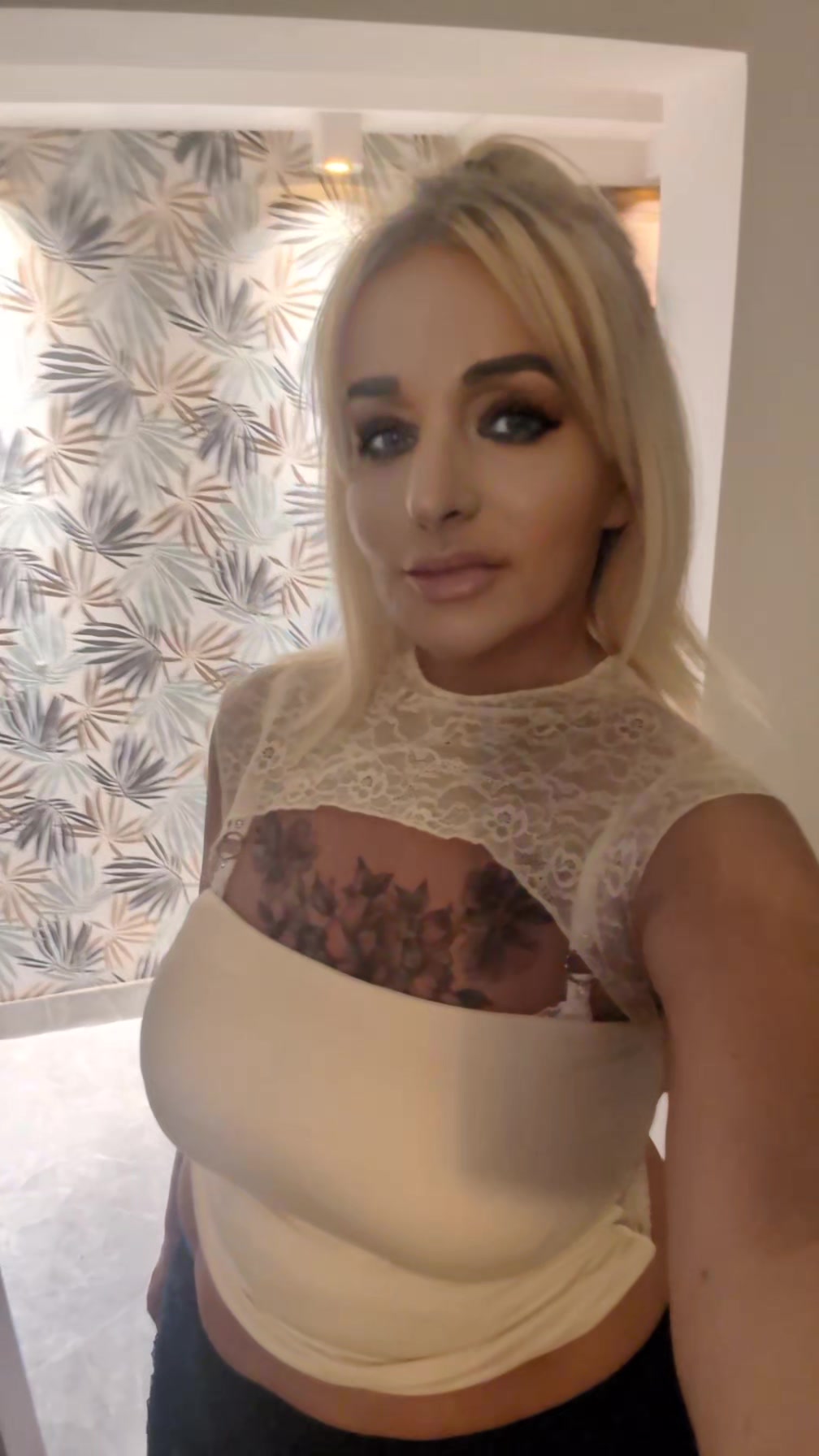@Laluna