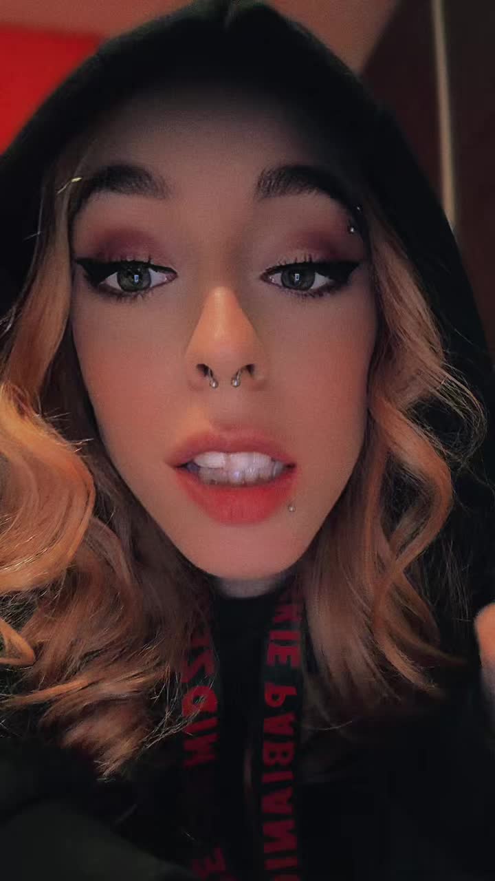 @Skazana_❤️🤍❤️